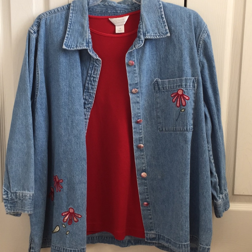 Women’s size 1x  Denim Jacket and red top.